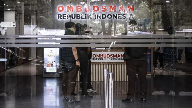 Penghasilan pimpinan beserta anggota Ombudsman diatur dalam peraturan pemerintah. Lantas, berapa gaji Ombudsman RI?