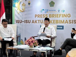 Kemenag Tebar THR, Distribusikan 2 Juta Paket Zakat Fitrah