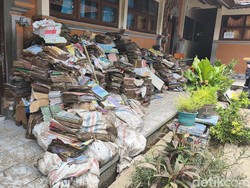 Banjir Rendam SDN 5 Banjar Buleleng, Perpustakaan-Ruang Kelas Dipenuhi Lumpur