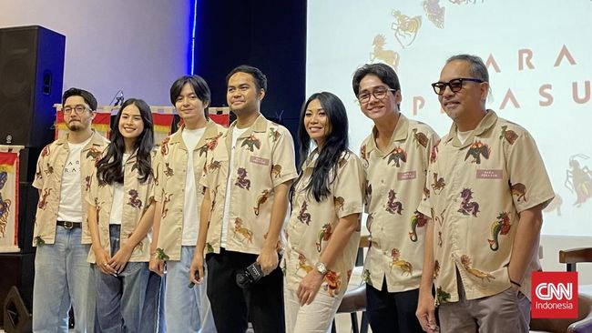 Para pemeran film Para Perasuk membagikan pengalaman kerja keras mereka selama proses persiapan hingga syuting berlangsung.