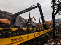 Video: Ibu Korban Longsor di Bantargebang Histeris Cari Anaknya