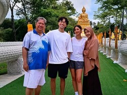 Orang Tua Ungkap Momen Sebelum Vidi Aldiano Meninggal hingga Doa Harry Kiss