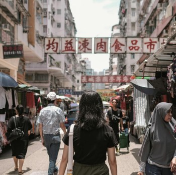 Daftar Negara yang Masyarakatnya Banyak Jalan Kaki Menurut Penelitian Stanford