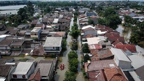 Banjir 3 Hari Landa Desa Patrasana Tangerang, 890 Rumah Warga Terendam