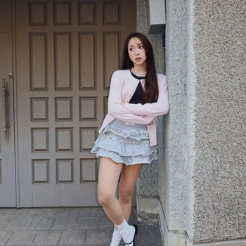 Get The Look: Inspirasi Gaya Coquette yang Cute ala Dita Karang