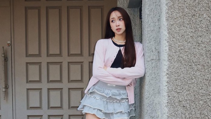 Get The Look: Inspirasi Gaya Coquette yang Cute ala Dita Karang