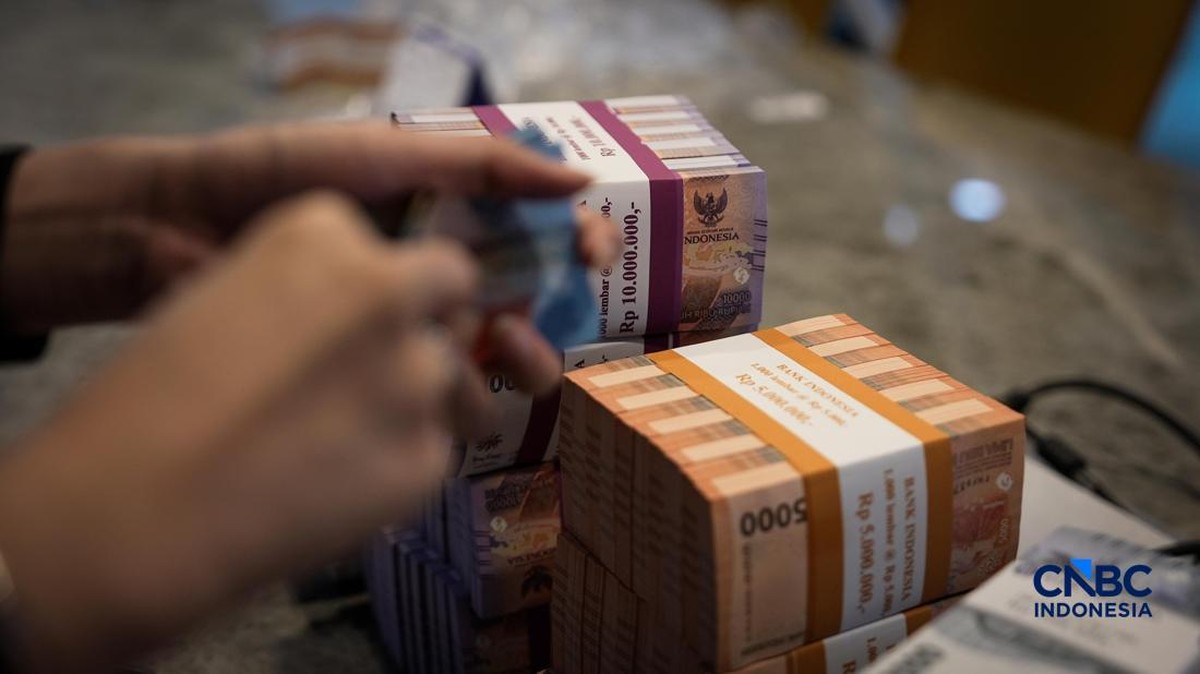 Ada 200 Bank Antre Mau Merger