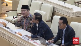 Jimly, Mahfud, hingga Refly Rapat di DPR Bahas RUU Pemilu