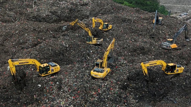 TPST Bantargebang di Bekasi dinyatakan sebagai penyumbang emisi gas metana terbesar kedua di dunia, dengan 6,3 ton per jam.