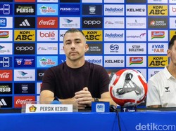 Persik Tumbang 0-3 dari Persib, Marcos Reina: Dua Penalti Menghancurkan Kami
