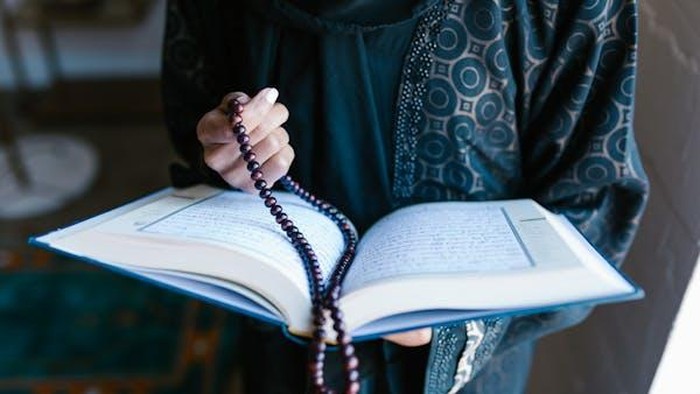 Perbedaan Nuzulul Quran dan Lailatul Qadar yang Perlu Kamu Ketahui