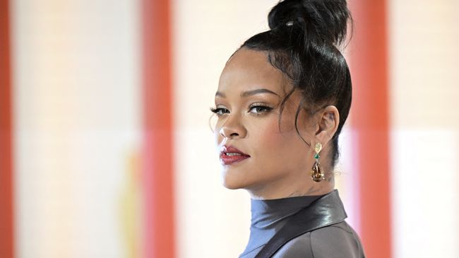 Rihanna masih tak habis pikir bisa jadi korban serangan penembakan oleh orang yang mampu menembus ke kediamannya pada Minggu (8/3).