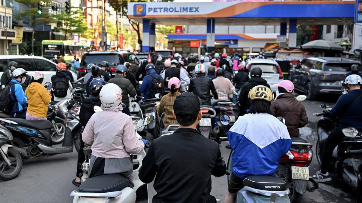 Vietnam Perpanjang Penghapusan Pajak BBM hingga Juni