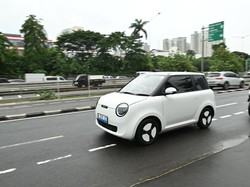 Mudik Pakai Mobil Listrik Mungil? Begini Tipsnya