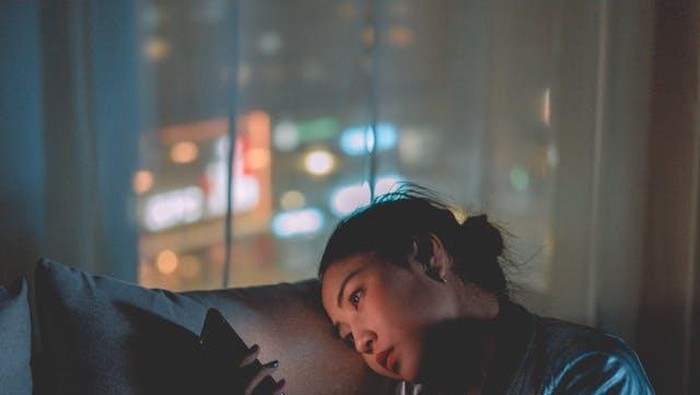 7 Ciri Kepribadian Orang yang Ponselnya Penuh dengan Notifikasi yang Belum Dibaca
