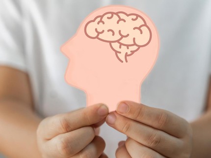 Dikira Masalah Mata Biasa, Anak 9 Tahun Ini Mengidap Tumor Otak