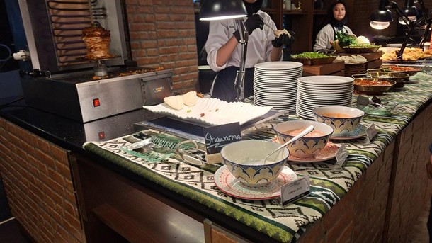Kenapa Kuliner Budaya Asing Jadi Peluang Bisnis bagi UMKM Indonesia?