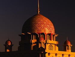 Jadwal Buka Puasa Hari ini 11 Maret 2026 di Solo Raya