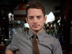 Selama Ia Masih Hidup, Elijah Wood Tak Mau Ada Aktor Lain Perankan Frodo