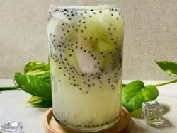 3 Resep Es Kuwut Kelapa Muda yang Segar untuk Sajian Buka Puasa