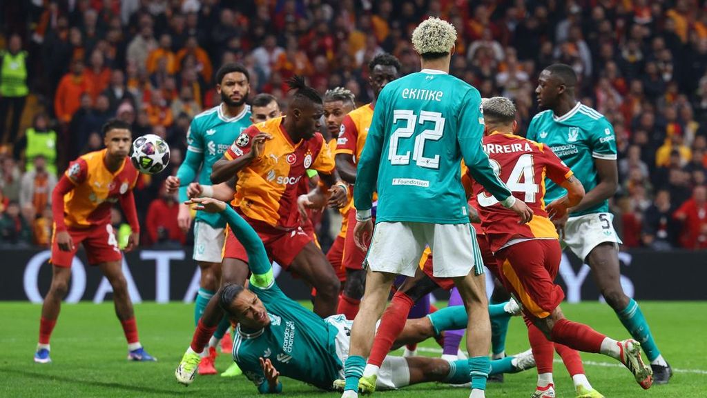 Anomali Liverpool: Antara Treble atau Kegagalan