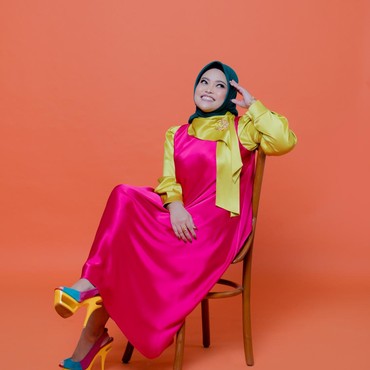 Terinspirasi Perjalanan Haji, Gya Rilis Lagu Religi Penuh Doa 'Di Bawah Langit'