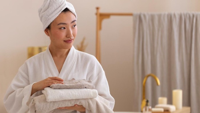 5 Kesalahan Mencuci Handuk Mandi yang Perlu Kamu Hindari