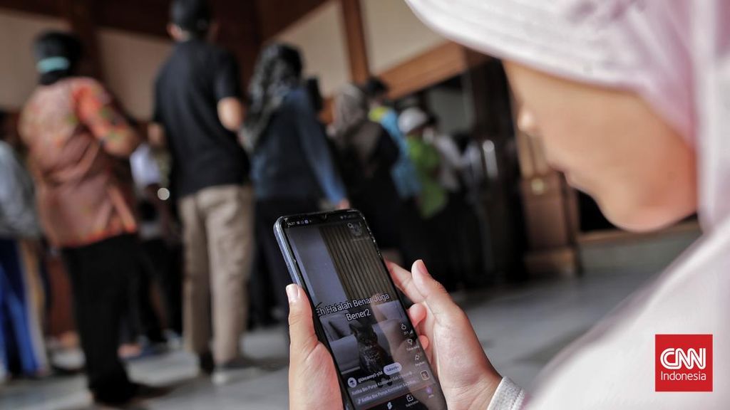 PP Tunas Mulai Berlaku, 70 Juta Anak RI Tak Bisa Akses Medsos