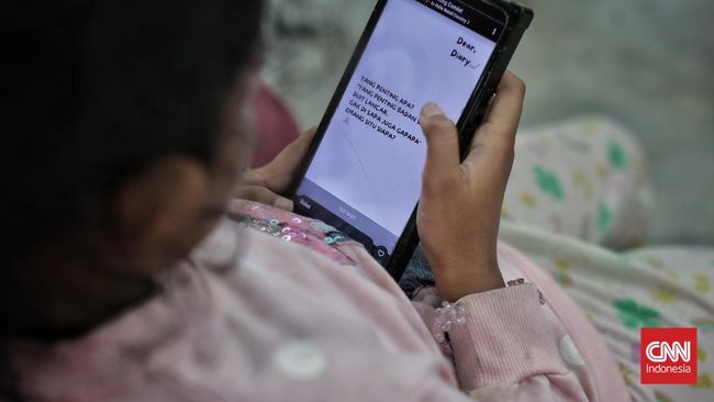 Berhenti main media sosial 30 hari bisa tingkatkan fokus, tidur, dan emosi. Ini perubahan yang terjadi pada otak.