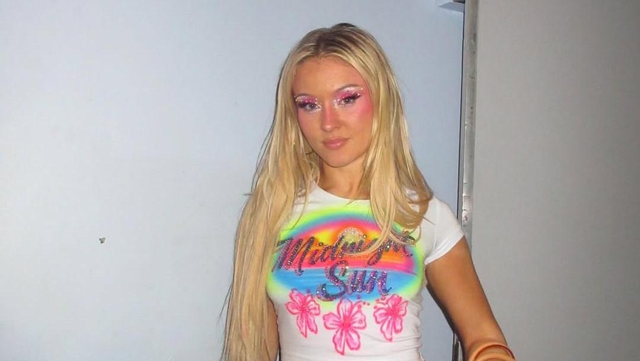 Lirik Lagu Midnight Sun - Zara Larsson