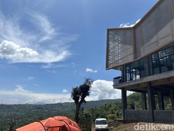 Pesona Masjid Pemuda Raheela, Inisiasi Hanan Attaki di Kaki Manglayang