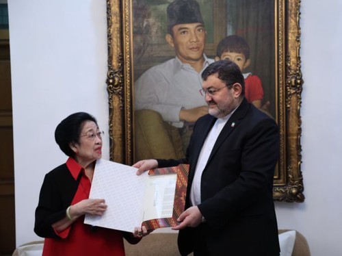 Isi Surat Megawati untuk Pemimpin Iran Mojtaba Khamenei