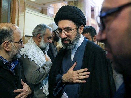 FILE PHOTO: Irans new supreme leader, Mojtaba Khamenei, the second son of late Iran's Supreme Leader Ayatollah Ali Khamenei, attends a meeting in Tehran, Iran, March 2, 2016. Rouhollah Vahdati/ISNA/WANA (West Asia News Agency) via REUTERS ATTENTION E