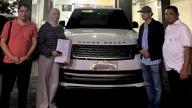 Pemprov Resmi Kembalikan Mobil Dinas Gubernur Kaltim Rp8,5 Miliar