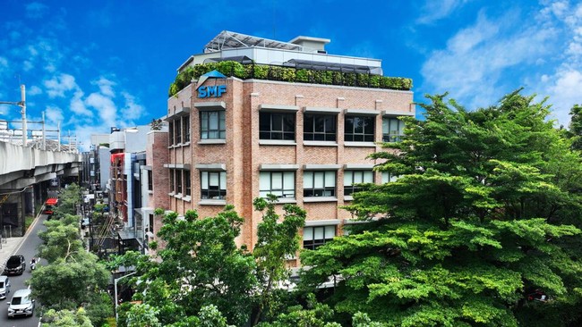 PT Sarana Multigriya Finansial (SMF) menerima PMN Rp6,68 triliun untuk pembiayaan KPR, mendukung program penyediaan 3 juta rumah bagi masyarakat.