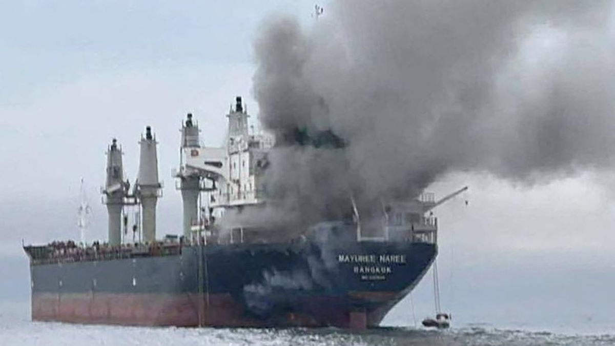 Beda Nasib: Kapal Indonesia Masih Aman, Kargo Tetangga RI Dibom