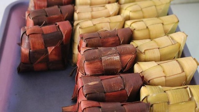 5 Tips Masak Ketupat Empuk dan Tidak Cepat Basi