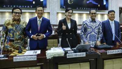Sah! Tujuh Dewan Komisioner OJK Ini Dilantik dan Resmi Menjabat