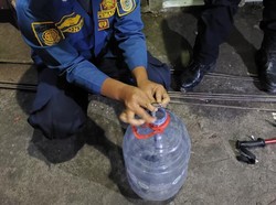 Suara Mendesis dari Kulkas Bikin Kaget Warga Klaten, Ternyata Ada Kobra Kejepit