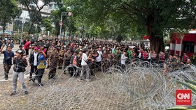 Yaqut Diperiksa, Rombongan Anggota Banser Geruduk KPK Sore Ini