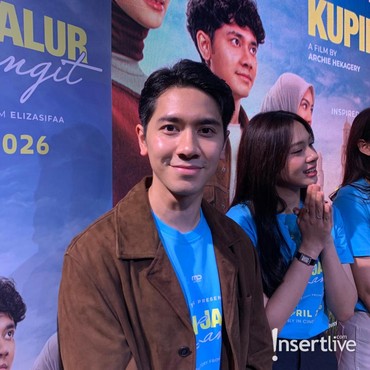 Emir Mahira Terketuk Dalami Islam Berkat Peran Ustaz di 'Kupilih Jalur Langit'