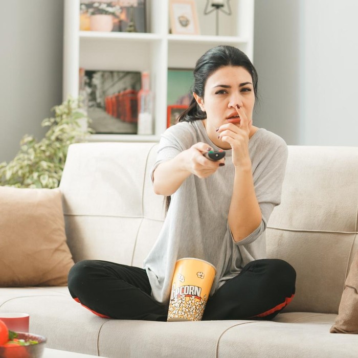 Ciri kepribadian orang yang mengikuti semua berita