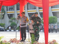 Kapolda Riau-Pangdam Tuanku Tambusai Pimpin Apel Pasukan Operasi Ketupat