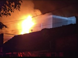 Kantor Kas BPD Wirobrajan Terbakar