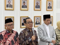 Menko PMK: Pendidikan Dasar-Menengah Tak Boleh Pakai AI Instan Seperti ChatGPT