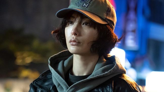 7 Potret Outfit Nana Aktris Korea Jadi Cewek Tomboi Pancarkan Aura Karismatik dan Misterius