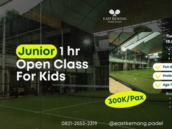 Aktif dan Fun, Ini Kelas Padel Anak di East Kemang Padel Court!