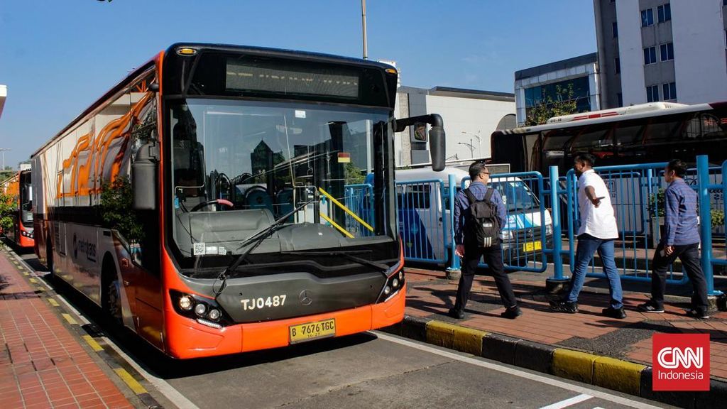Cuma Bayar Rp3.500, Bisa Naik Bus Sampai Bandara Soetta dari Blok M