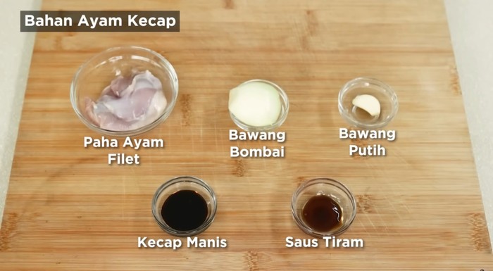 Resep martabak telur ayam kecap ala Chef Devina Hermawan untuk camilan habis Tarawih