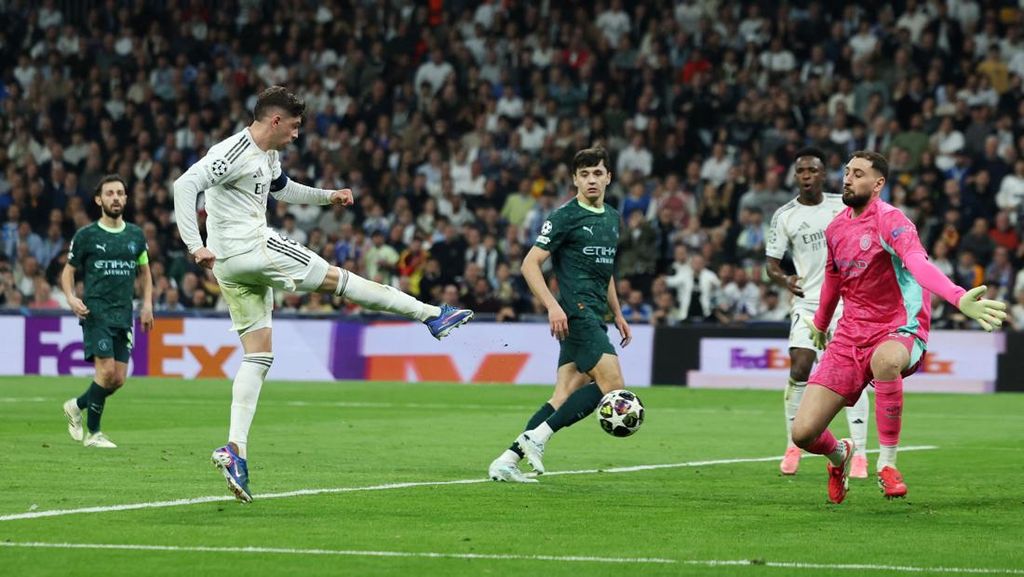 Hasil Liga Champions: Valverde Hattrick, Real Madrid Lumat Man City
